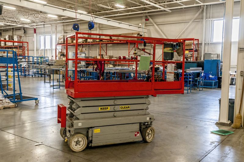 Can be used indoors and outdoors.